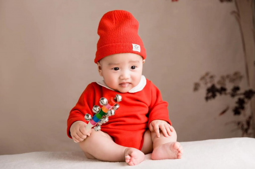 武汉供卵包生男孩宝宝睡觉头发出汗 武汉供卵包生男孩宝宝睡觉头发出汗